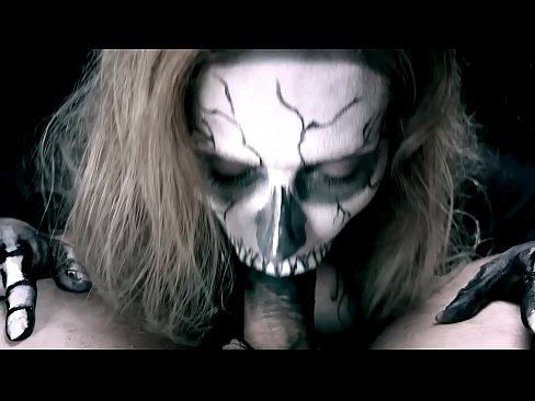❤️ Demona knabino suĉanta kokon per sia nigra buŝo kaj glutante kumon. ❤❌ Fikado ĉe eo.sexera.ru ﹏